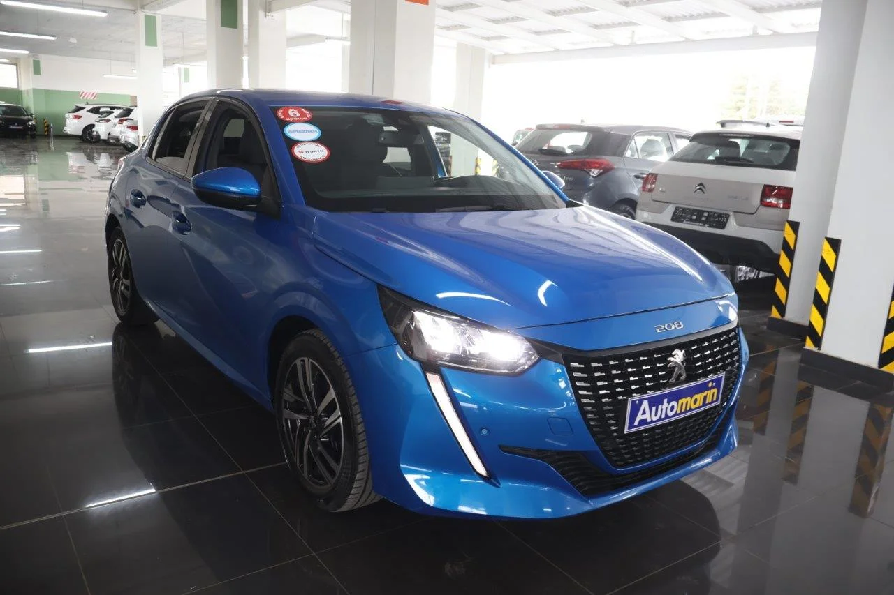 View 4 - Peugeot 208 - 2020