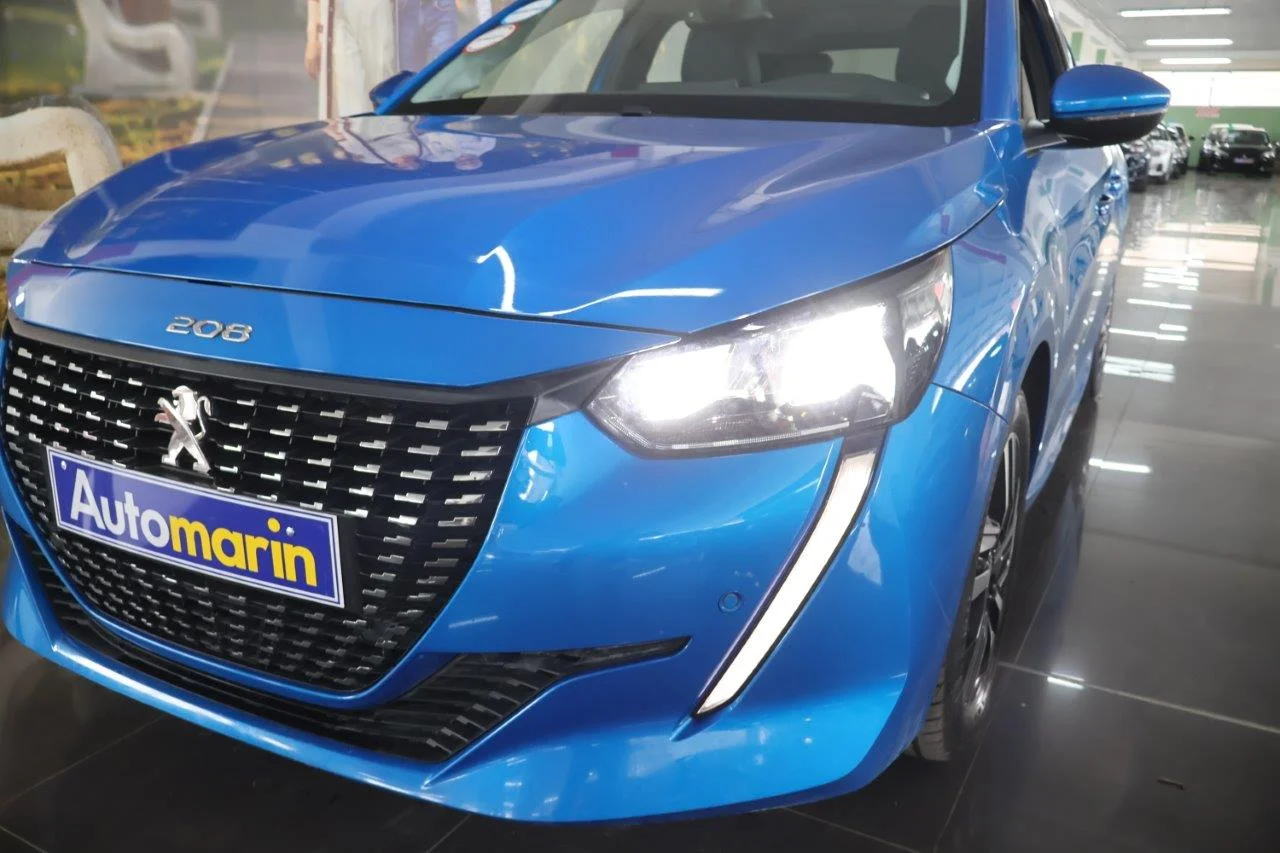 Peugeot 208 - View model 14
