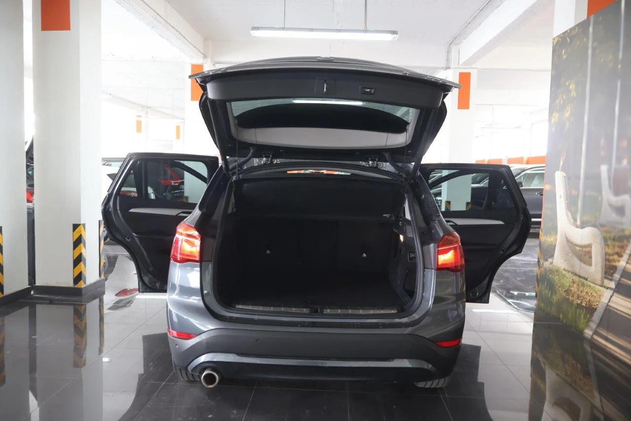 Bmw X1 - View model 8