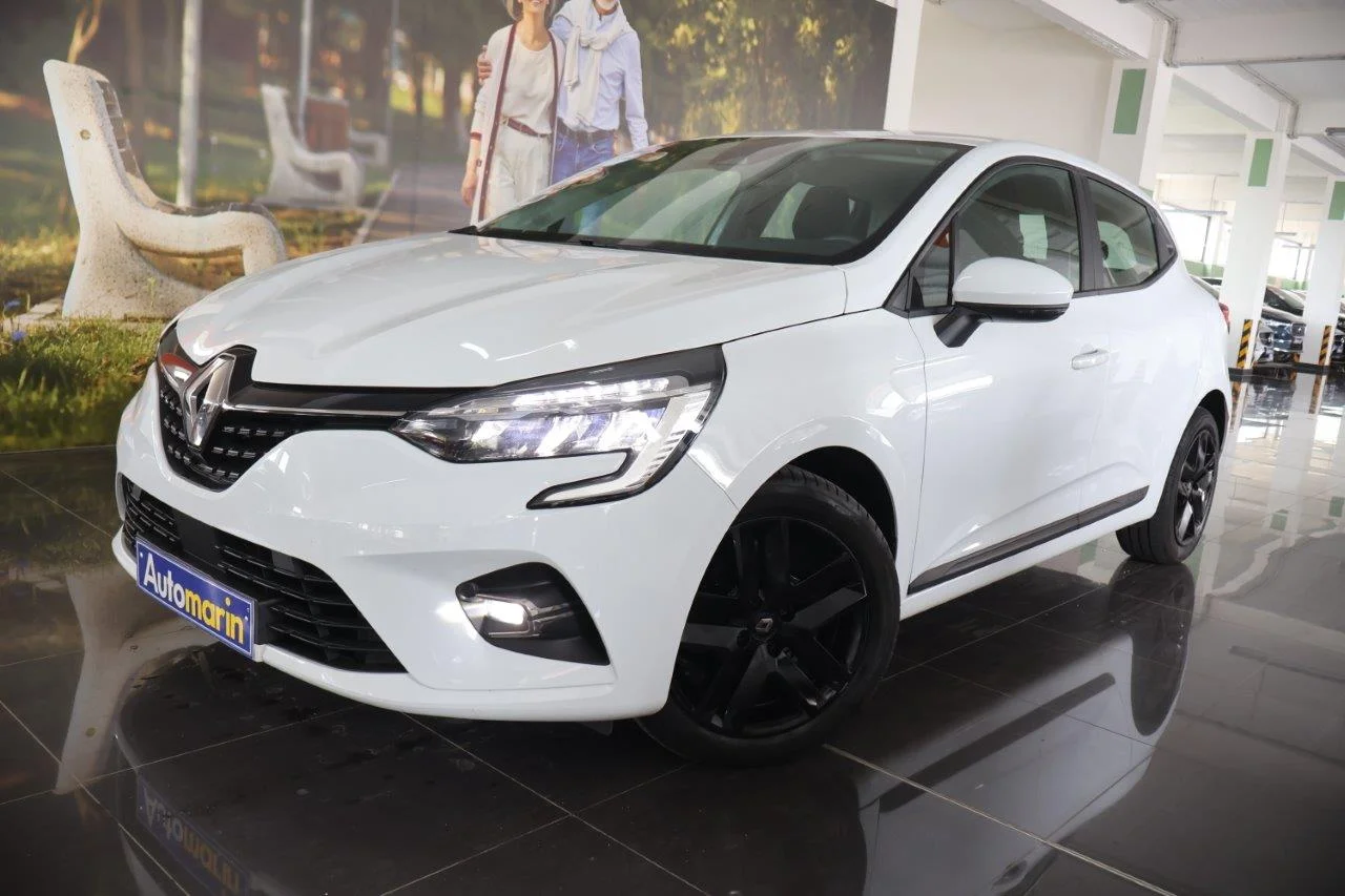 View 1 - Renault Clio - 2022