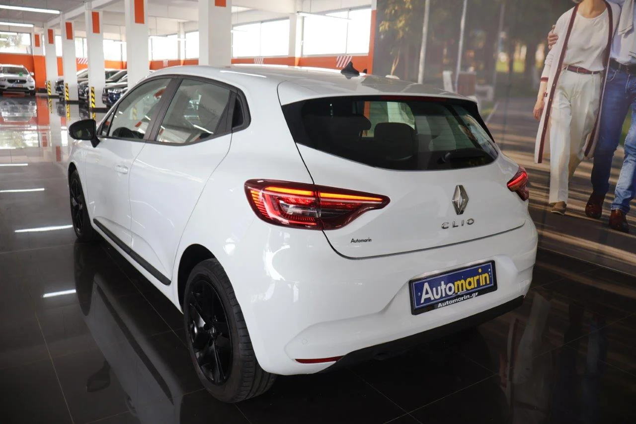 Renault Clio - View model 6