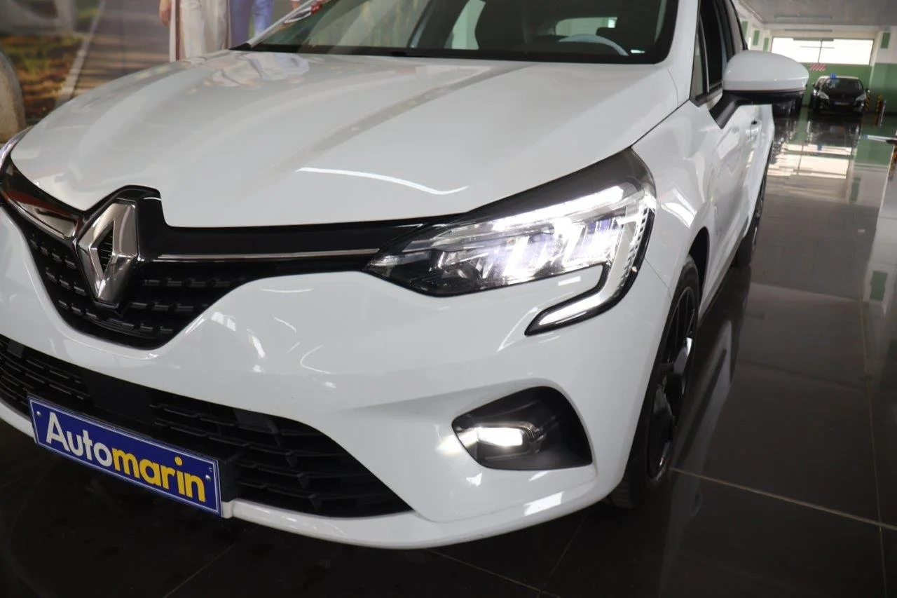 Renault Clio - View model 14