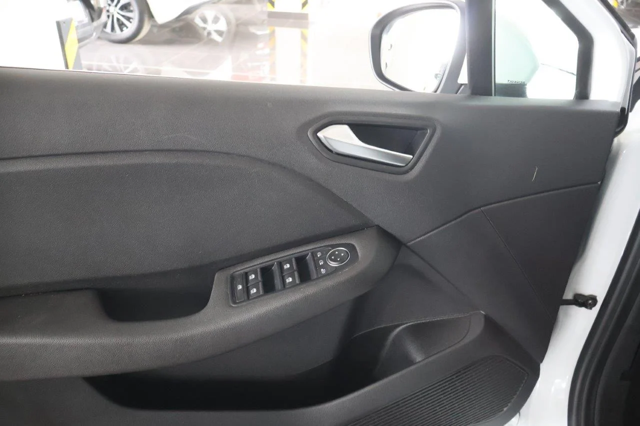 Renault Clio - View model 23