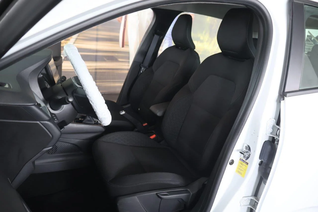 Renault Clio - View model 24