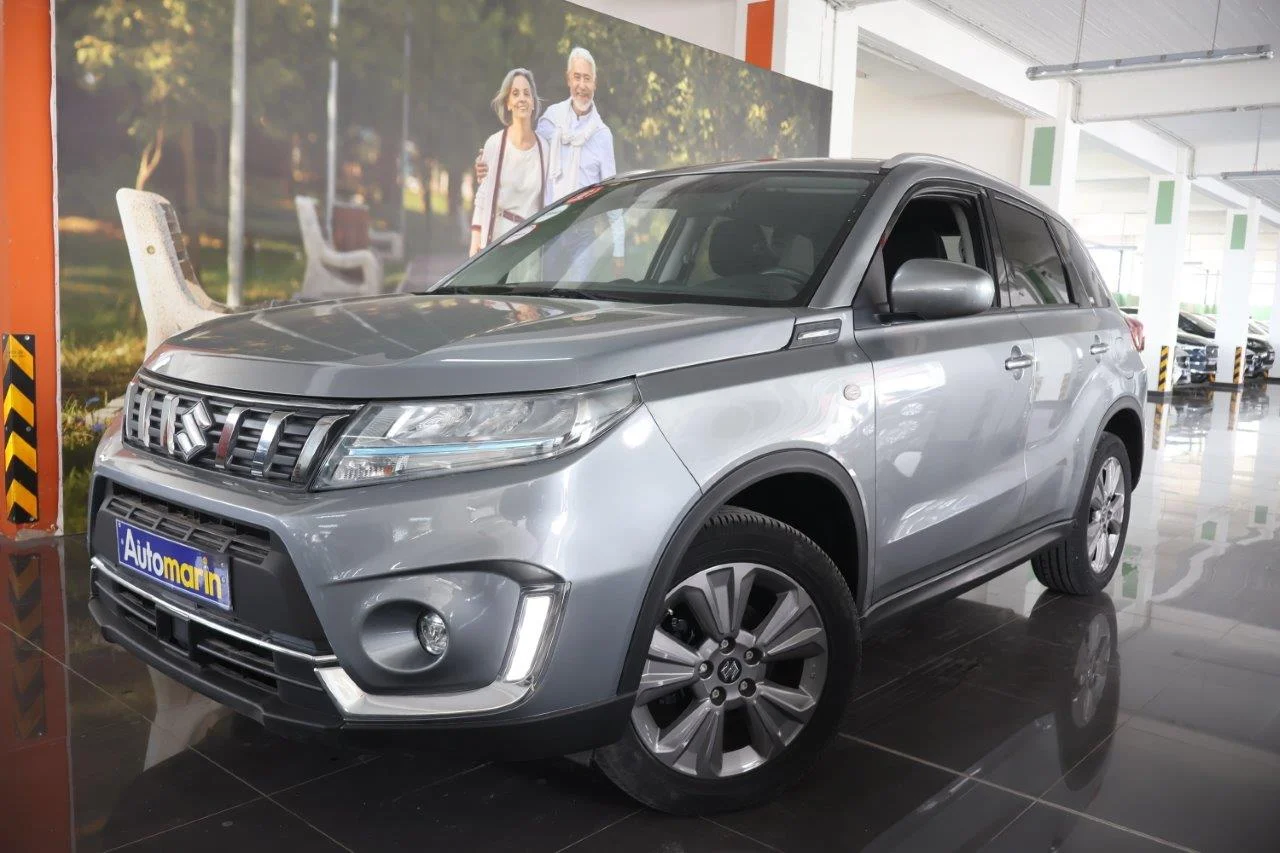 View 1 - Suzuki Vitara - 2022