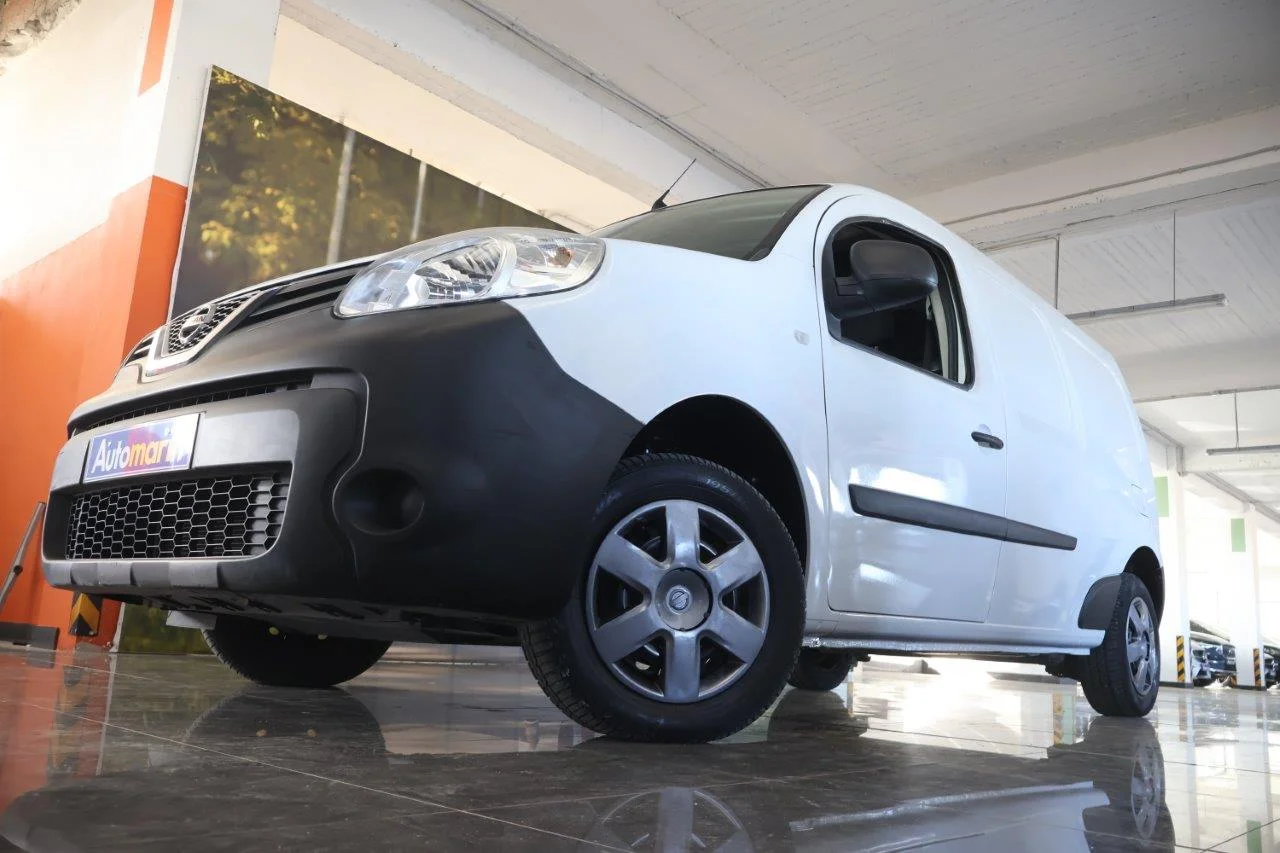 View 2 - Nissan NV250 - 2021