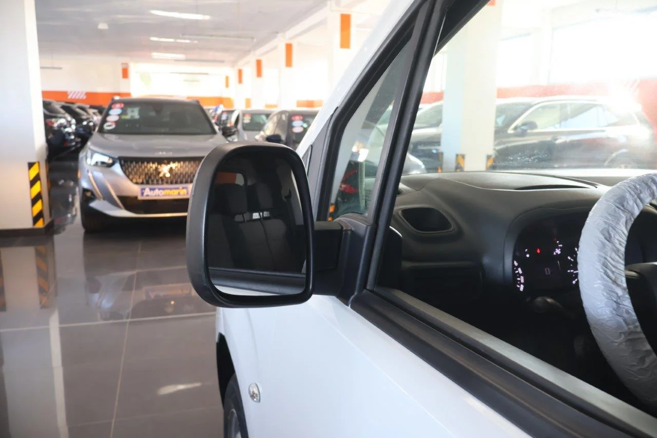 Citroen Berlingo - View model 16