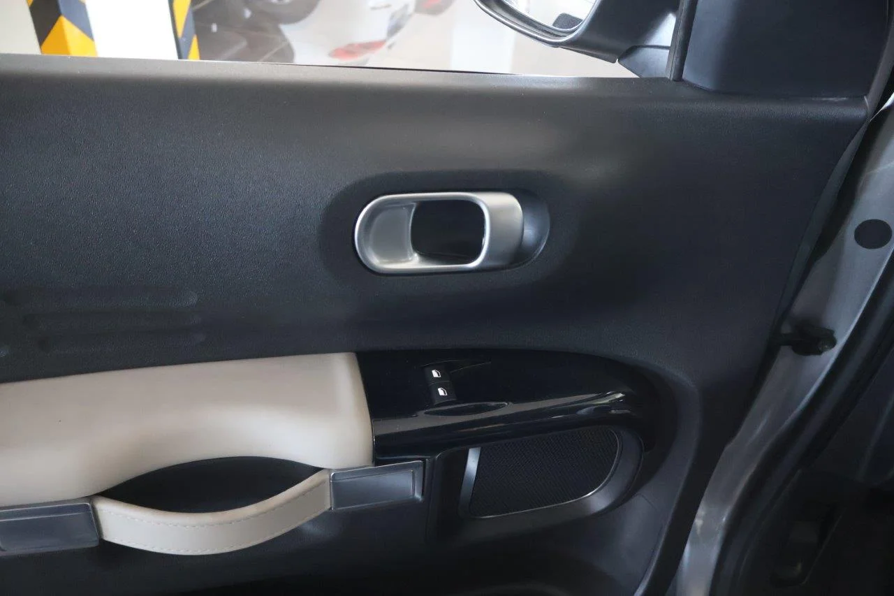 Citroen C4 Cactus - View model 27