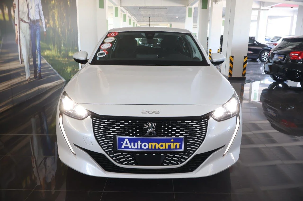 View 3 - Peugeot 208 - 2020