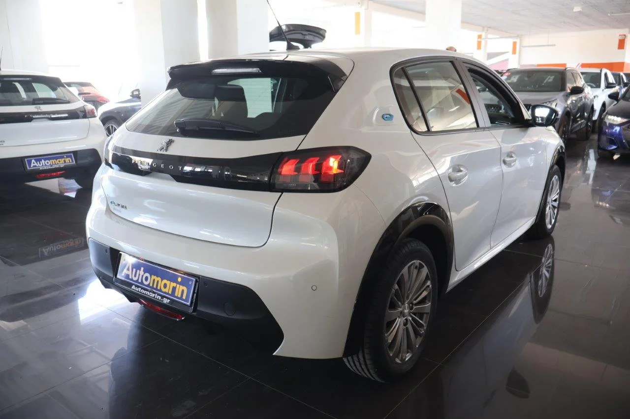 View 5 - Peugeot 208 - 2020