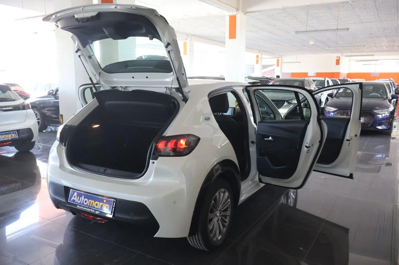 Peugeot 208 - View model 7