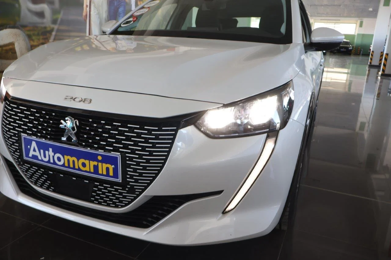 Peugeot 208 - View model 15