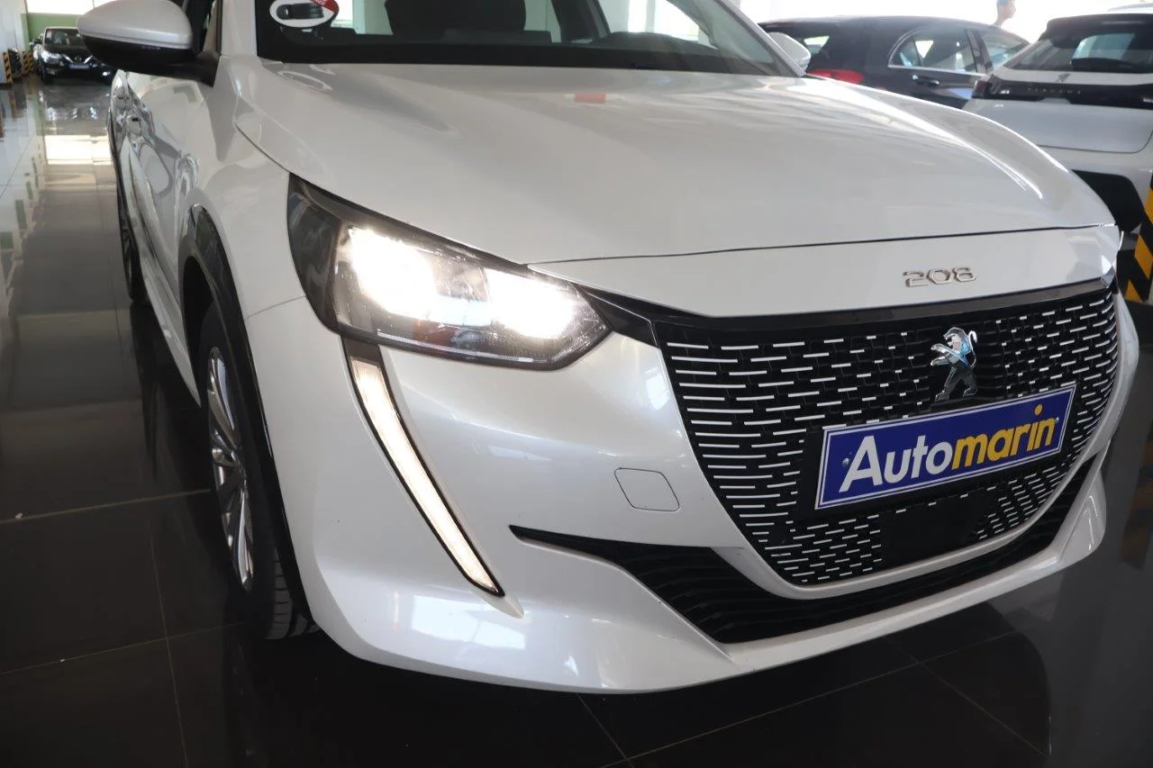 Peugeot 208 - View model 16