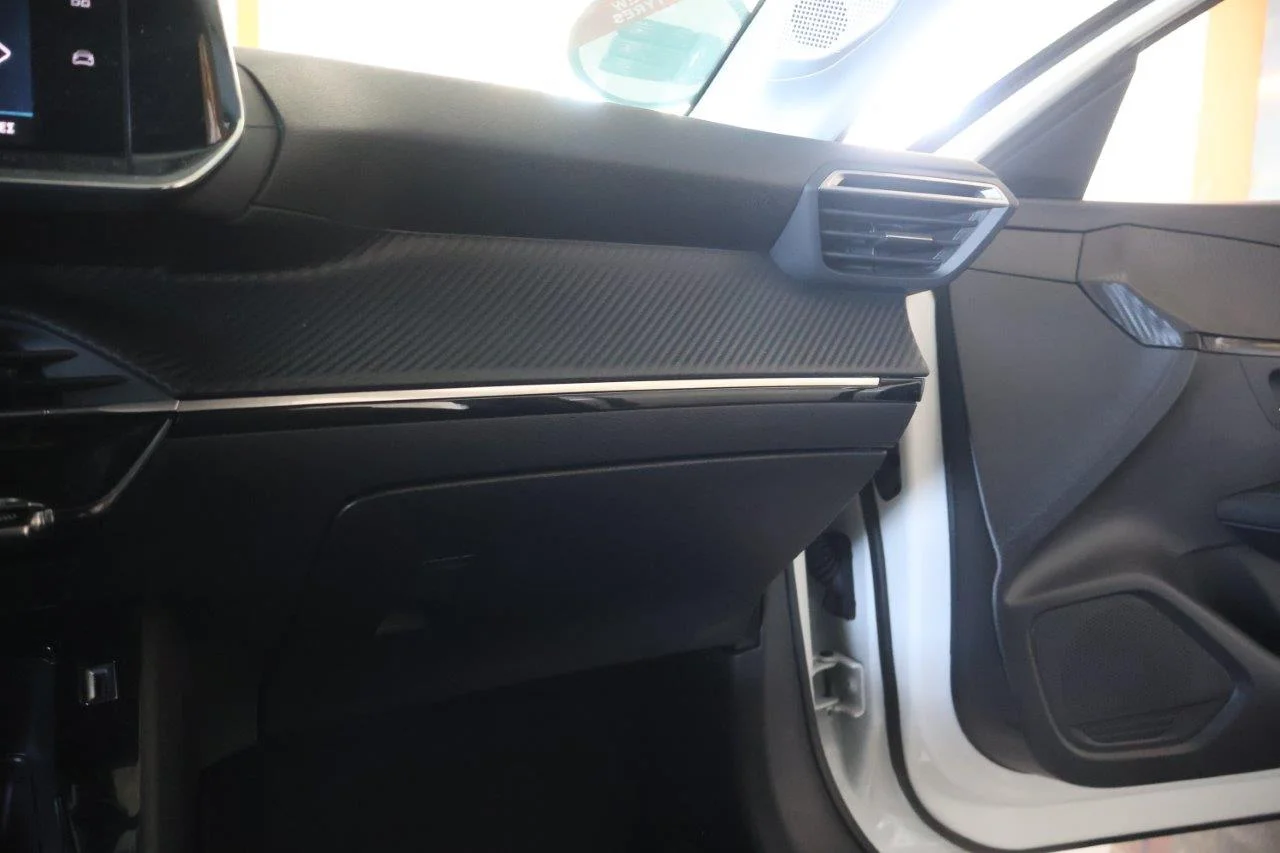 Peugeot 208 - View model 22