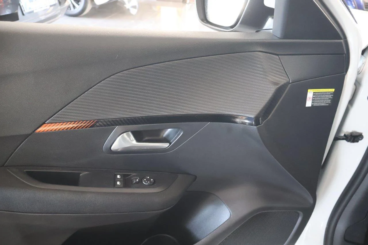 Peugeot 208 - View model 26