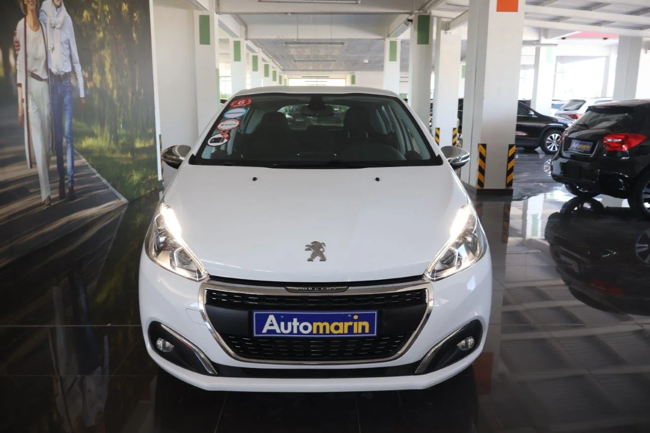 View 3 - Peugeot 208 - 2017