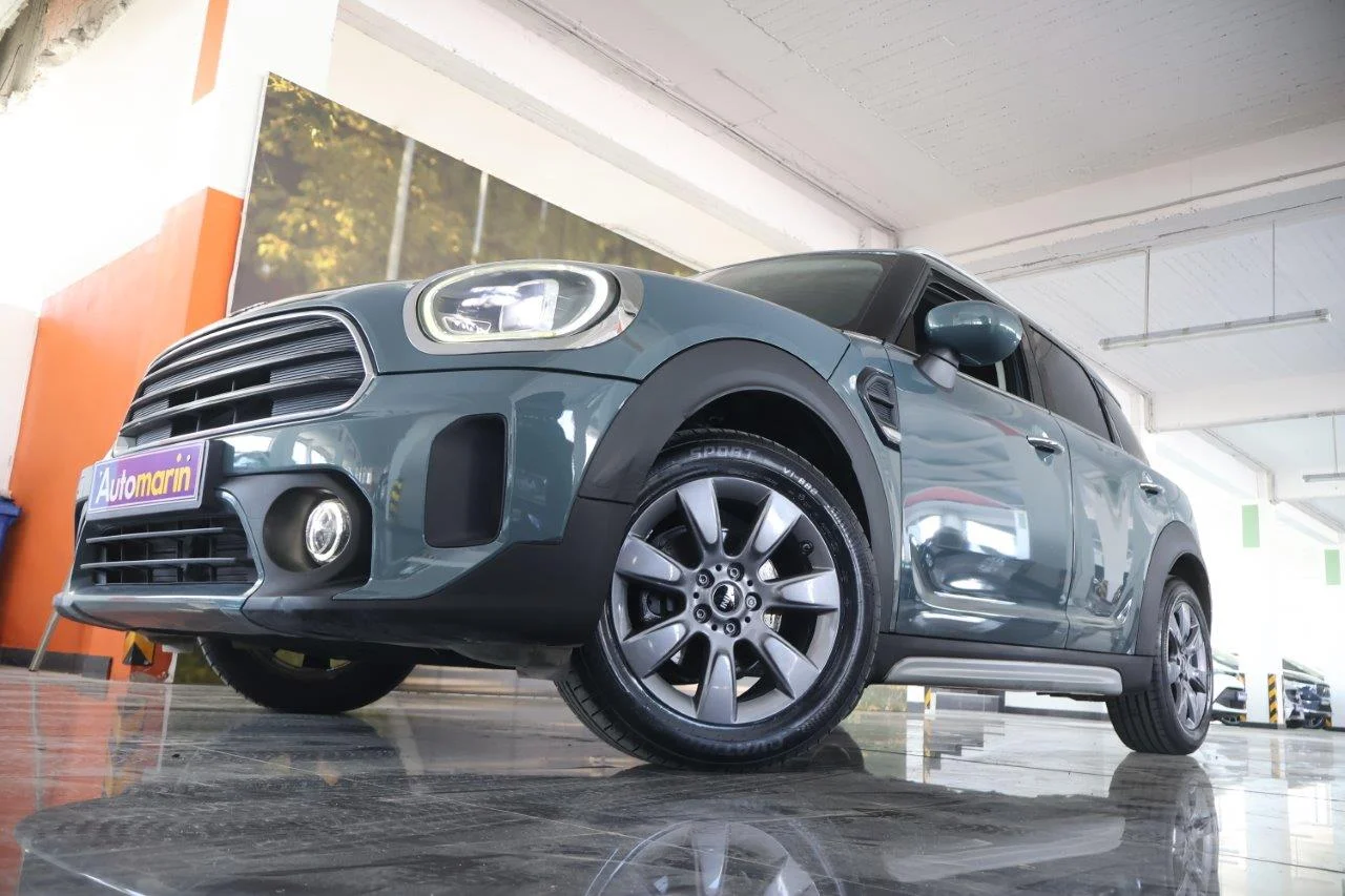 View 2 - Mini Countryman - 2020