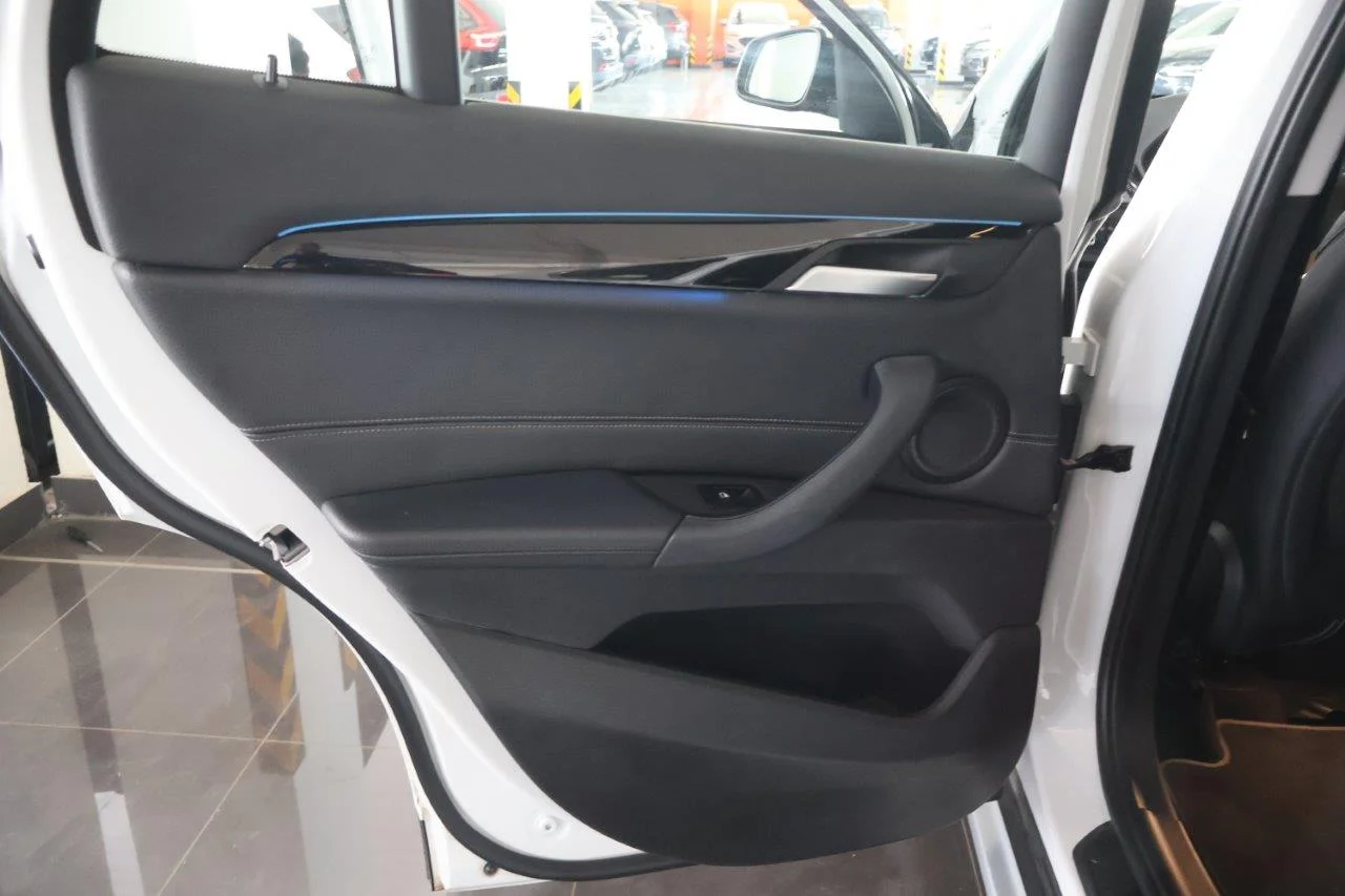 Bmw X1 - View model 34