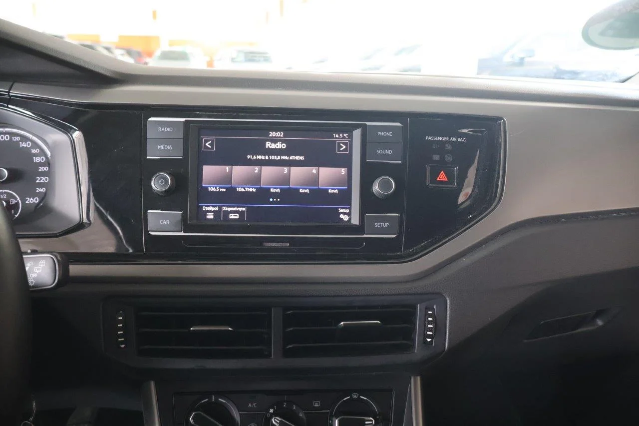 Volkswagen Polo - View model 22