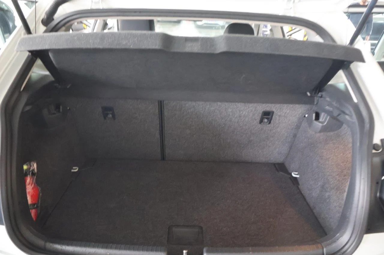 Volkswagen Polo - View model 34