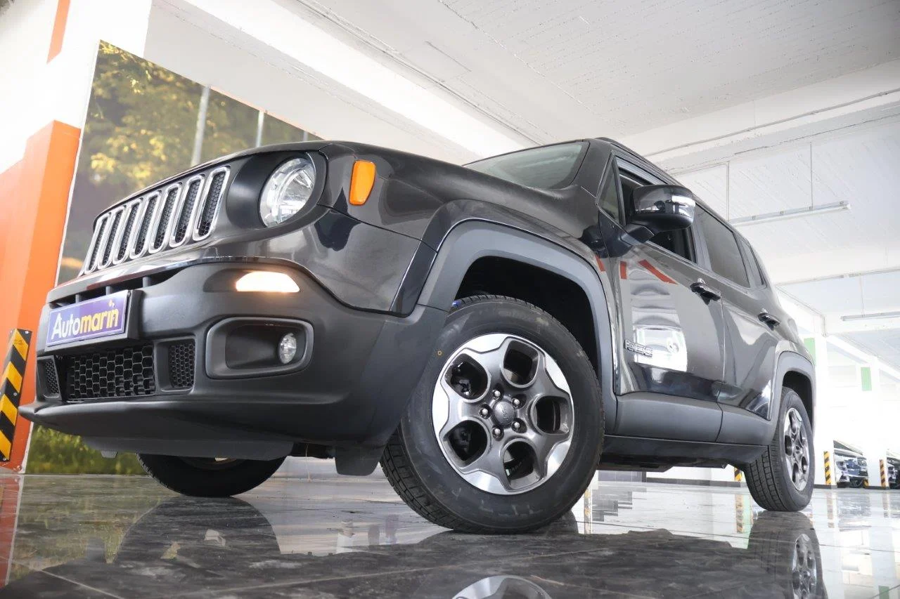View 2 - Jeep Renegade - 2018