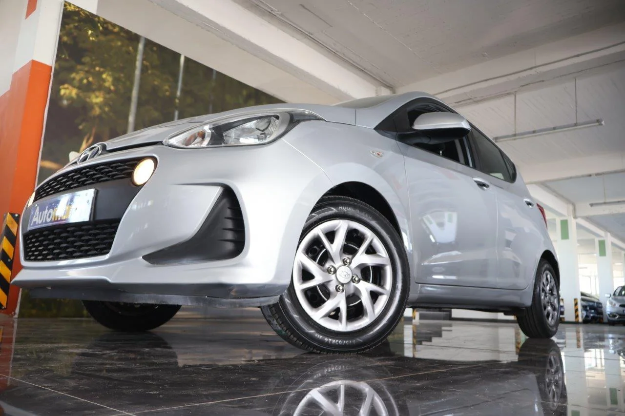 View 2 - Hyundai i 10 - 2017