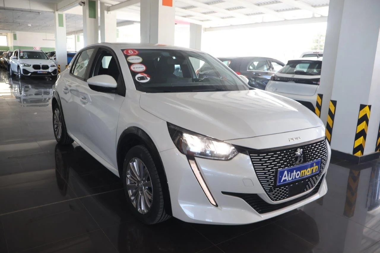 View 4 - Peugeot 208 - 2020