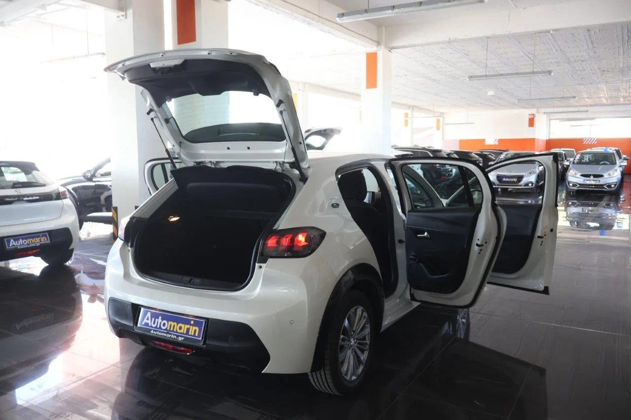 Peugeot 208 - View model 7
