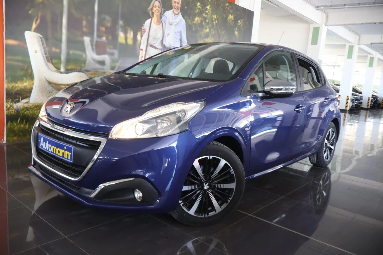 View 1 - Peugeot 208 - 2016