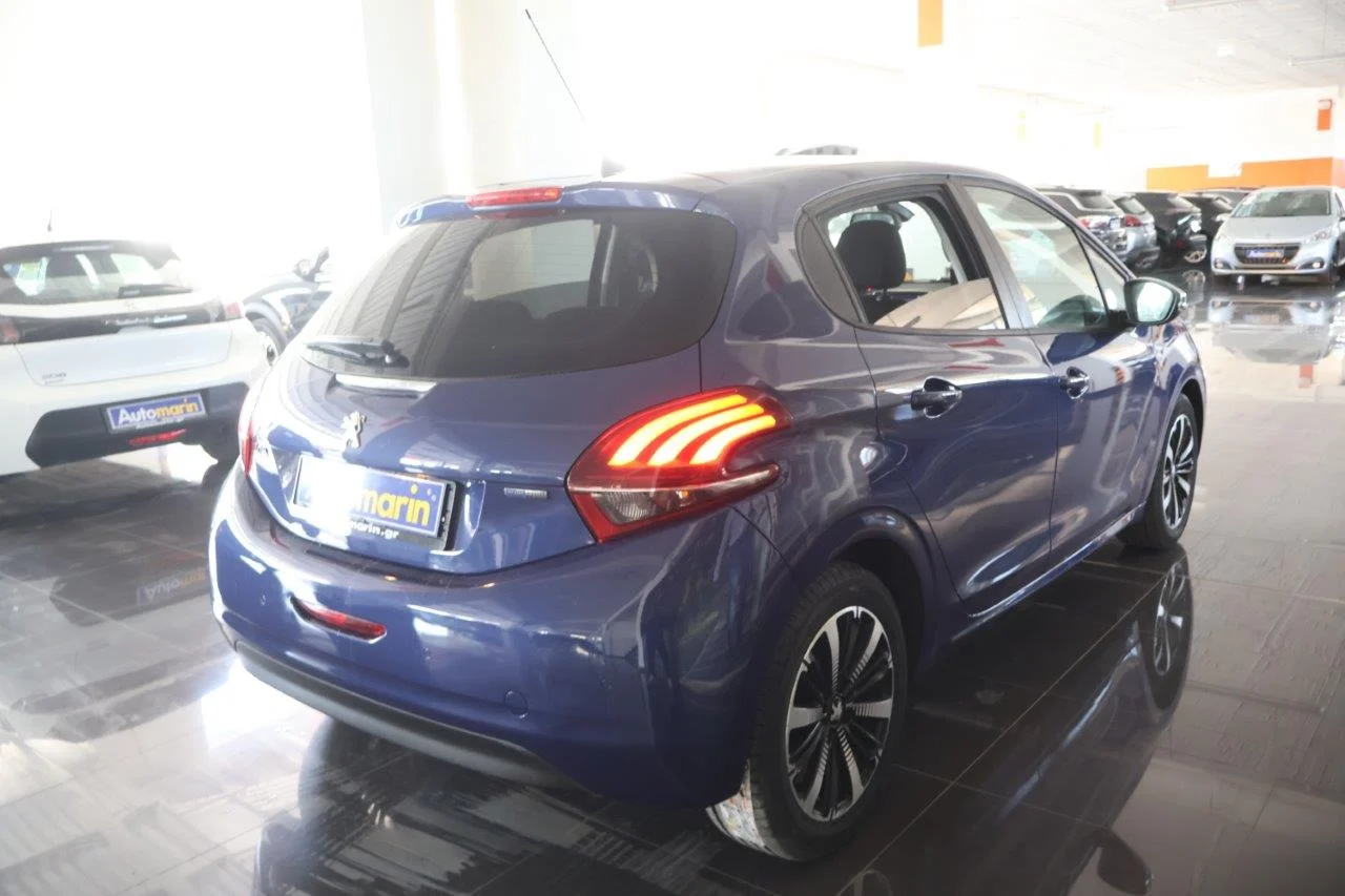 View 5 - Peugeot 208 - 2016