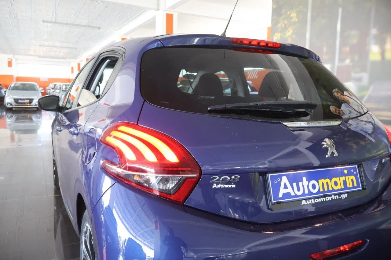 Peugeot 208 - View model 11