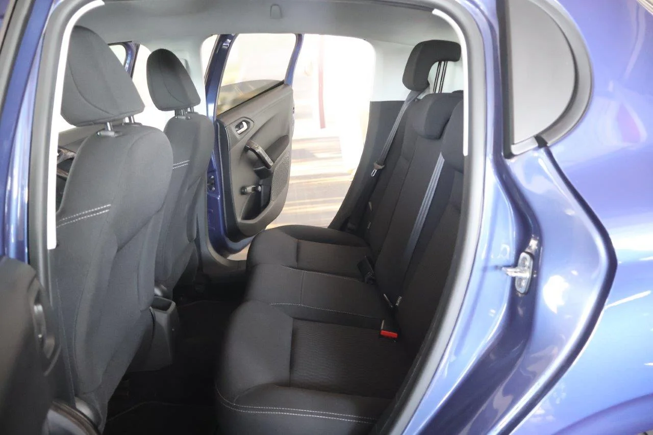 Peugeot 208 - View model 26