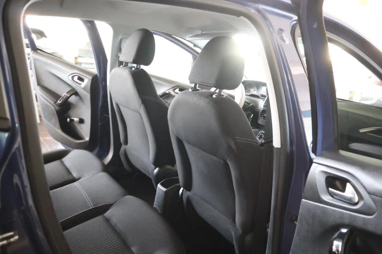 Peugeot 208 - View model 29