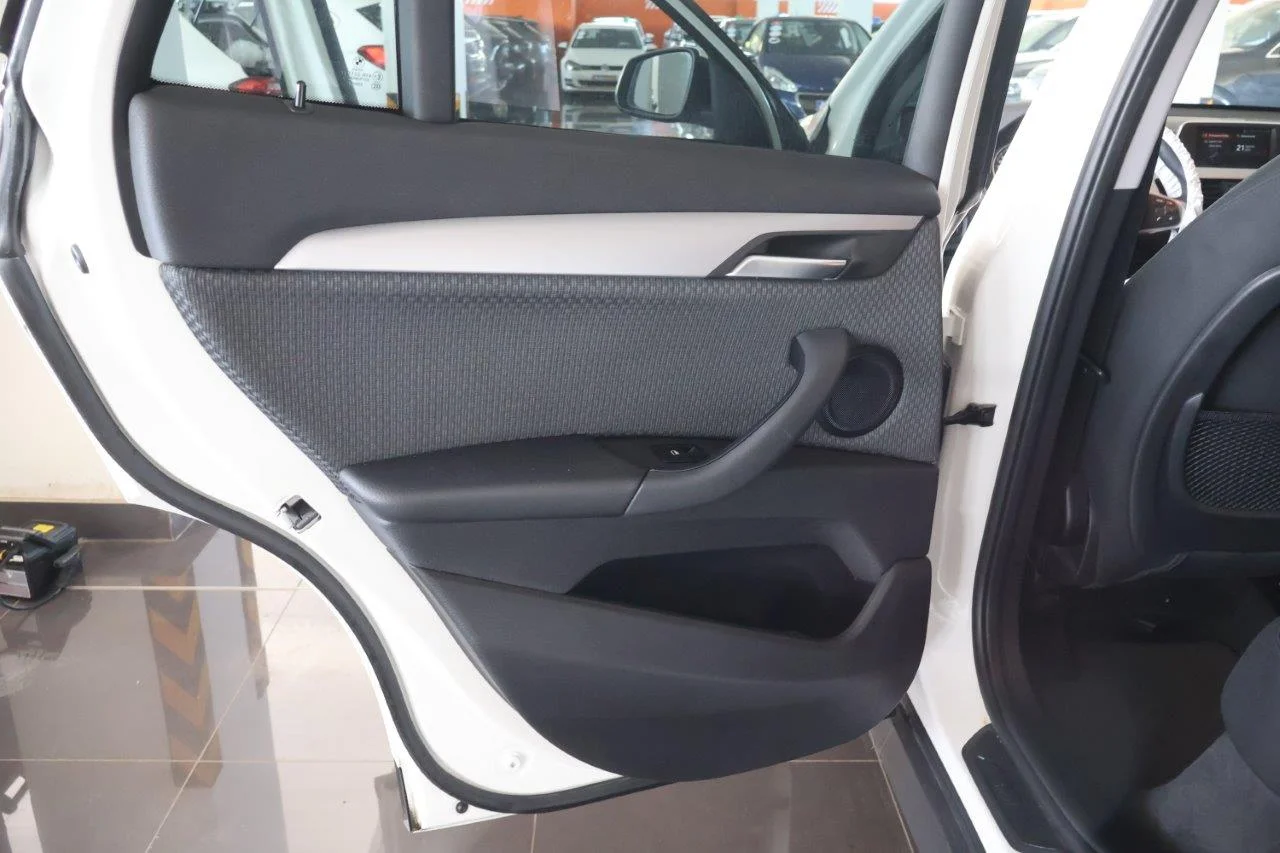Bmw X1 - View model 29