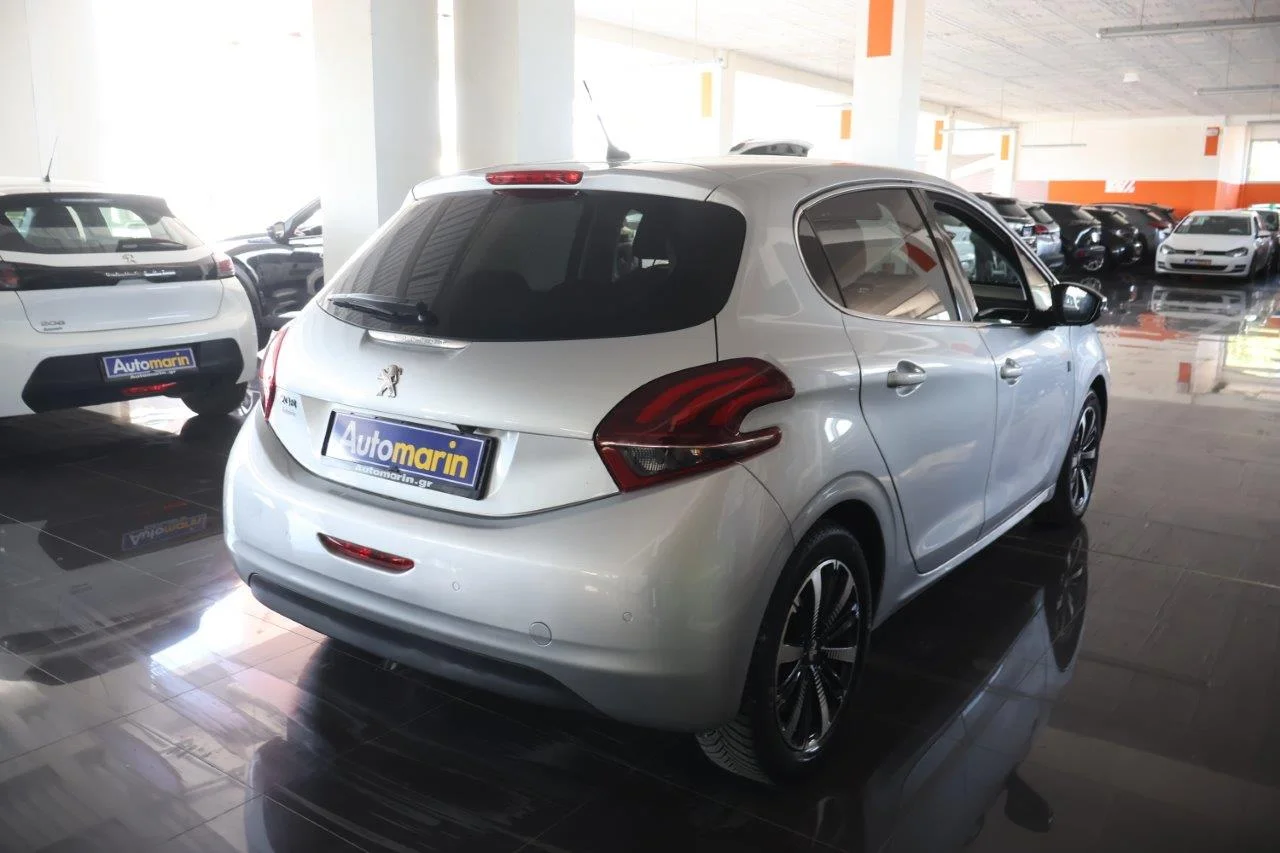 View 5 - Peugeot 208 - 2018