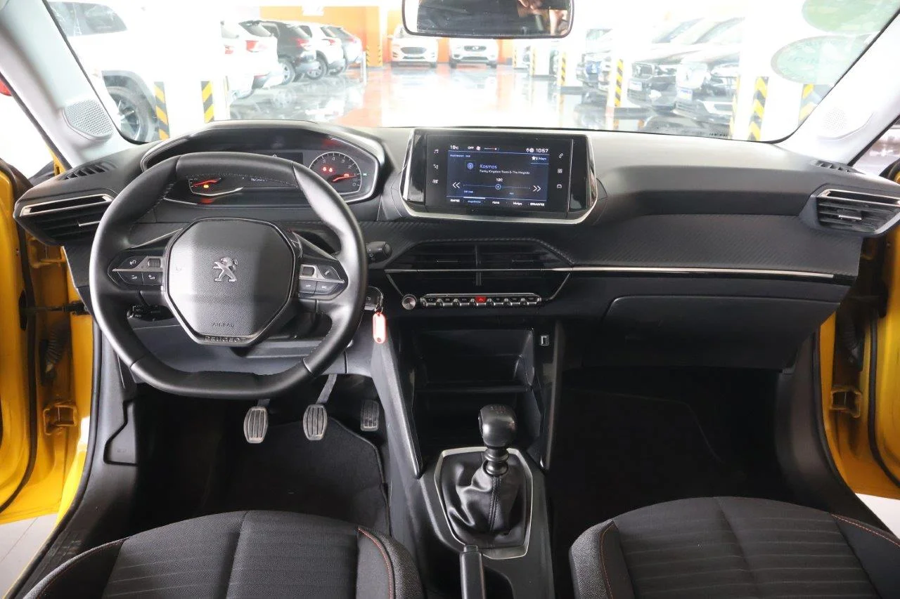 Peugeot 208 - View model 20