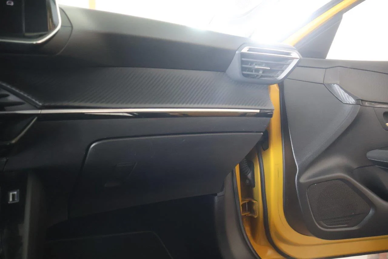 Peugeot 208 - View model 22