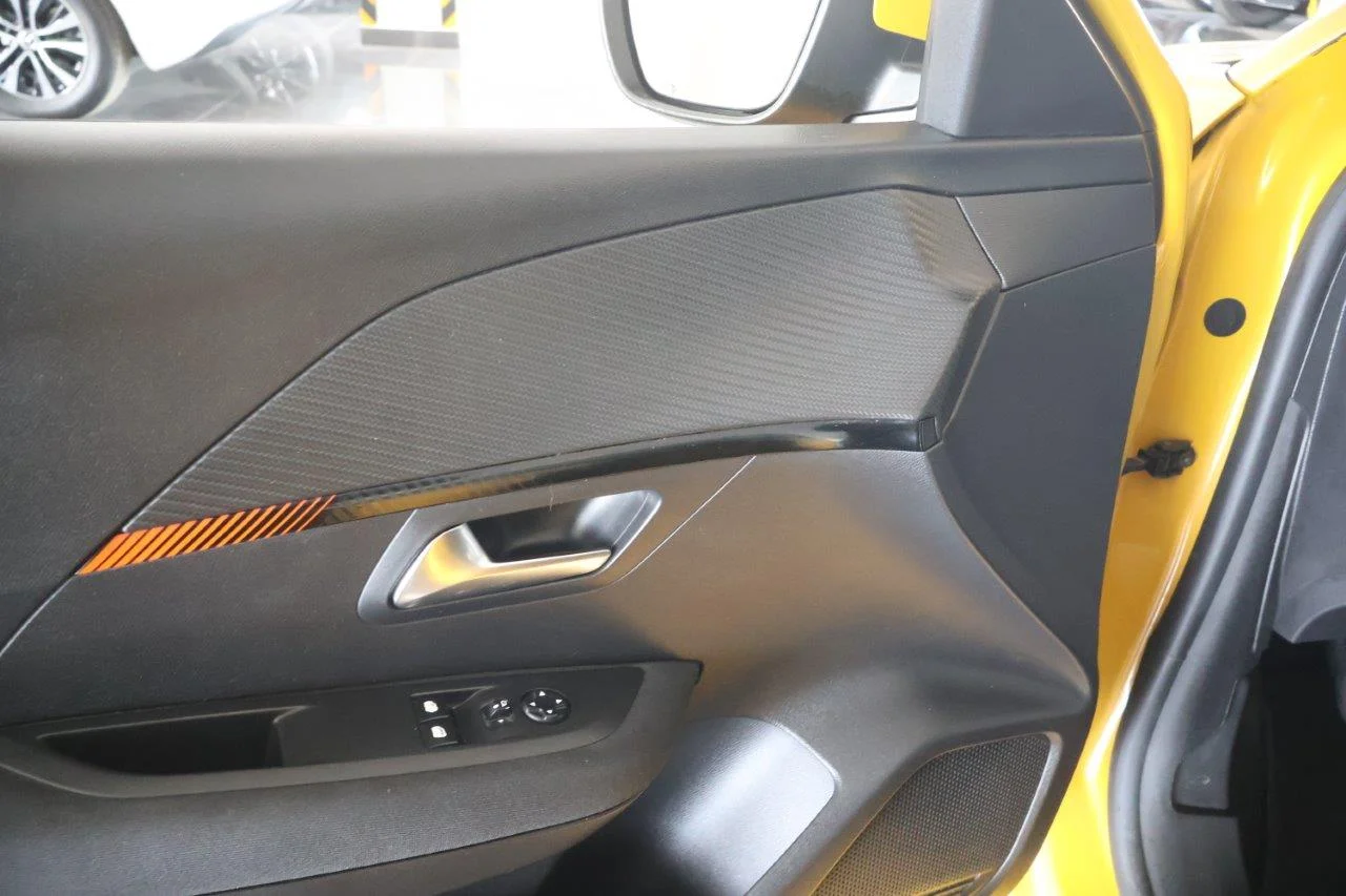 Peugeot 208 - View model 25