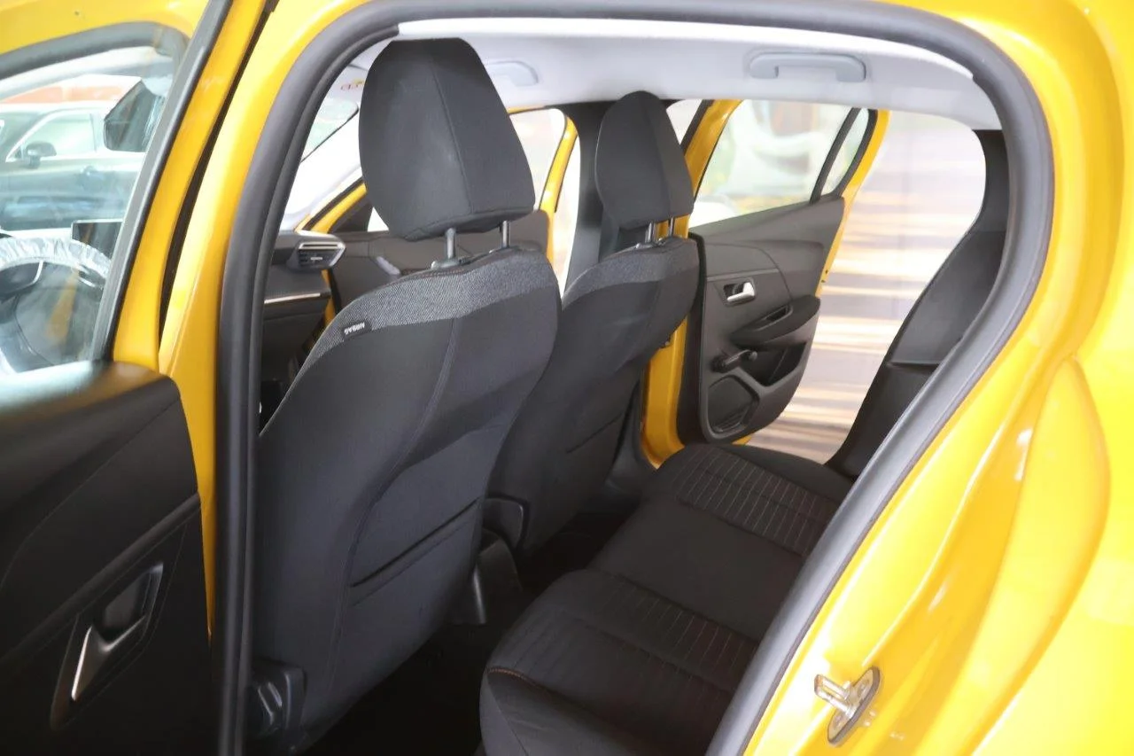 Peugeot 208 - View model 27