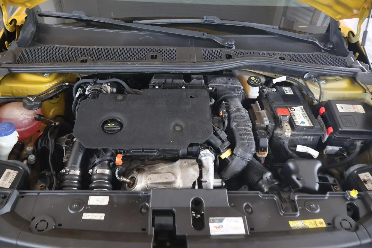 Peugeot 208 - View model 33