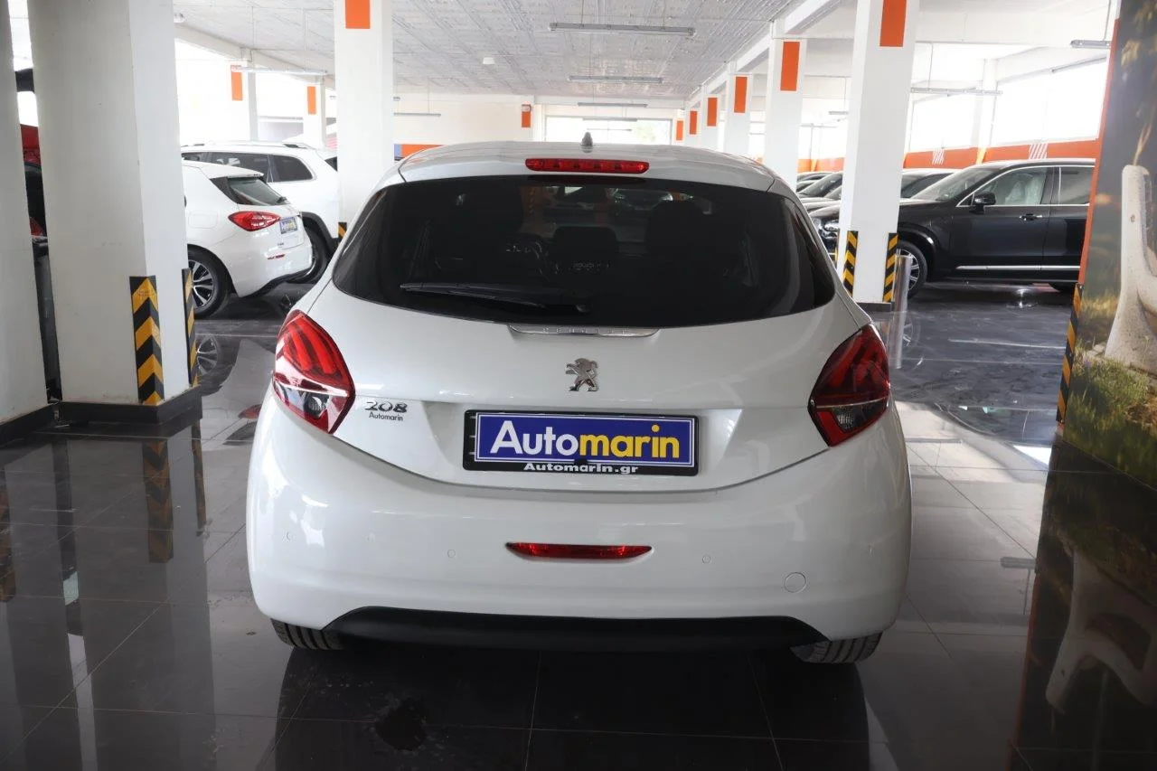 Peugeot 208 - View model 5