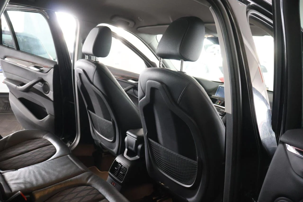 Bmw X1 - View model 28