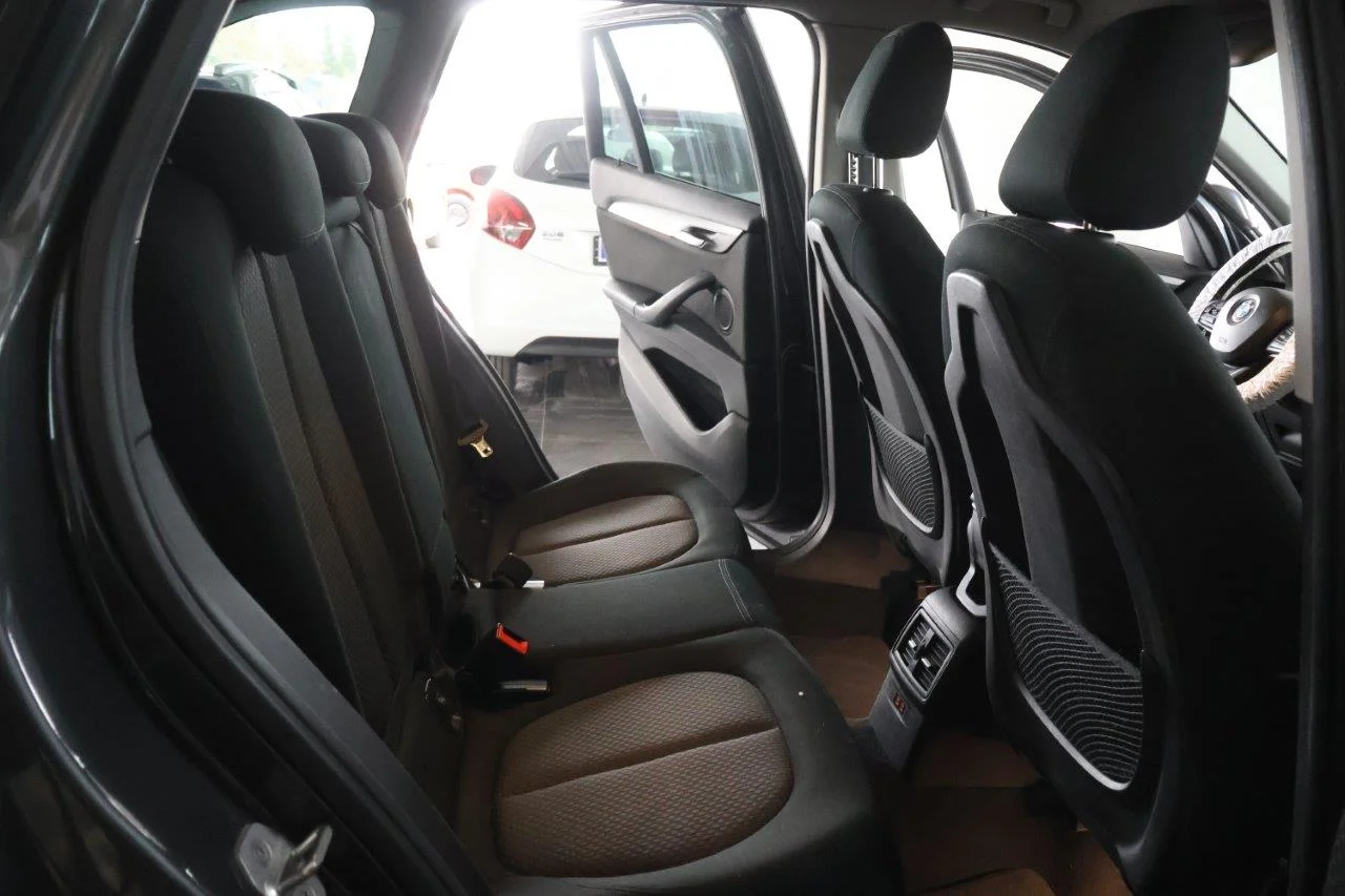 Bmw X1 - View model 32