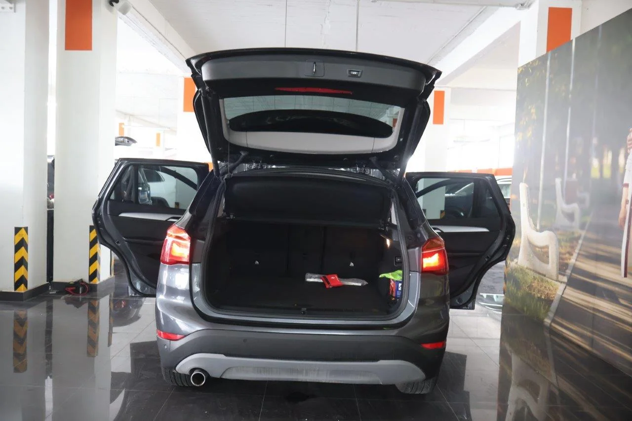 Bmw X1 - View model 8