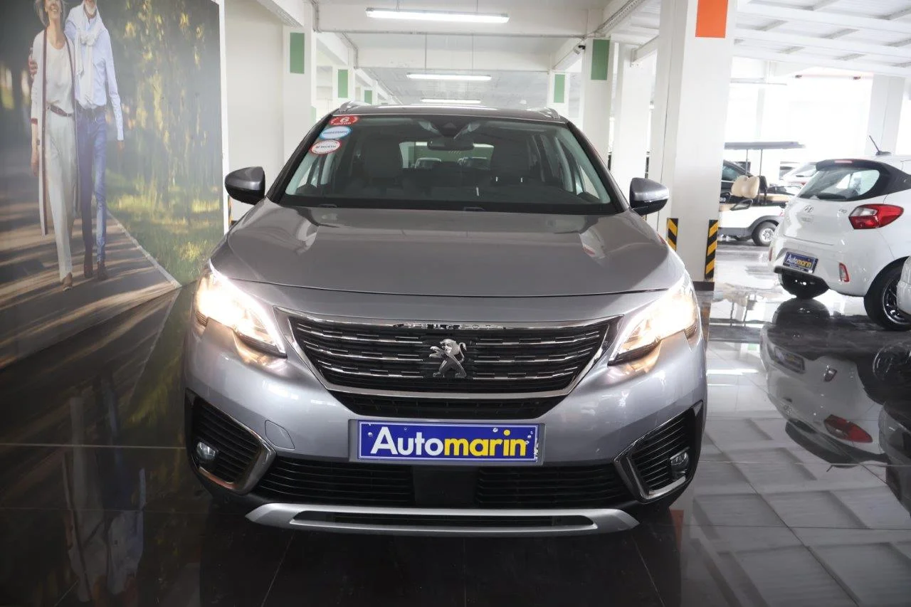 View 3 - Peugeot 5008 - 2019
