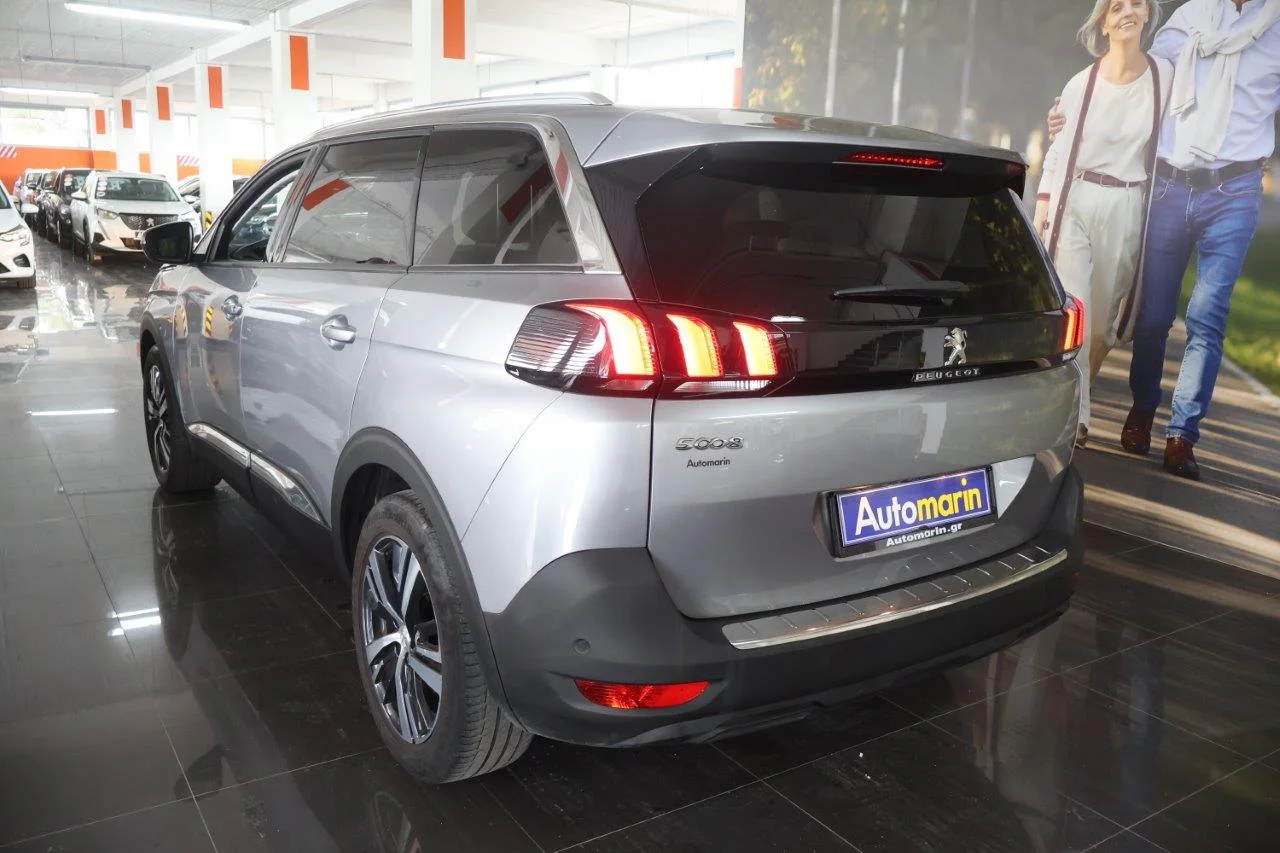 View 5 - Peugeot 5008 - 2019