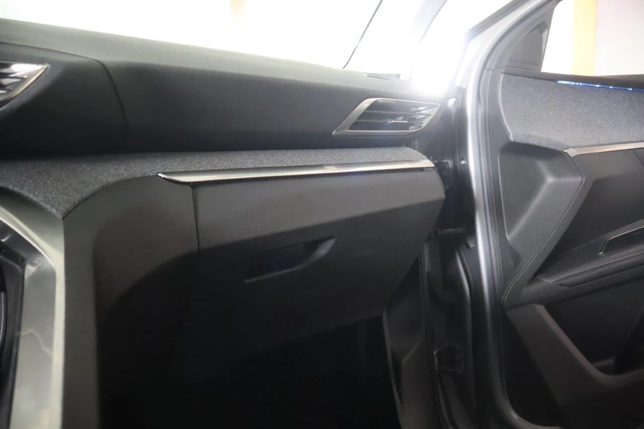 Peugeot 5008 - View model 21
