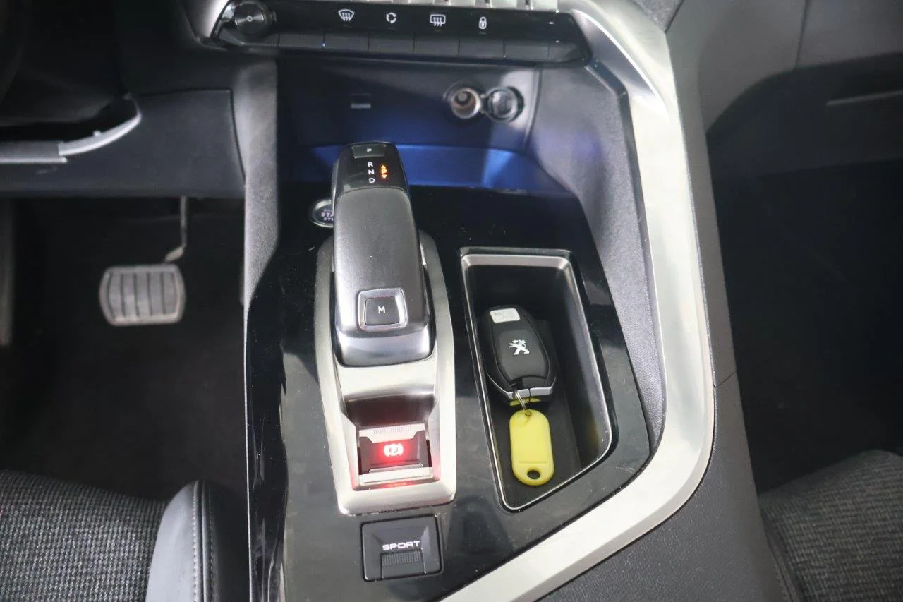 Peugeot 5008 - View model 22