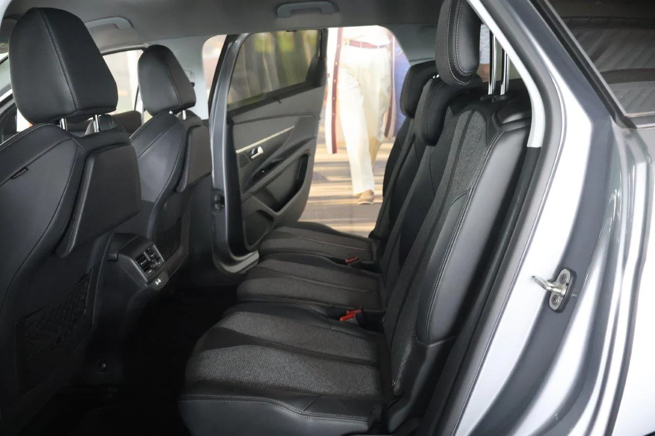 Peugeot 5008 - View model 28