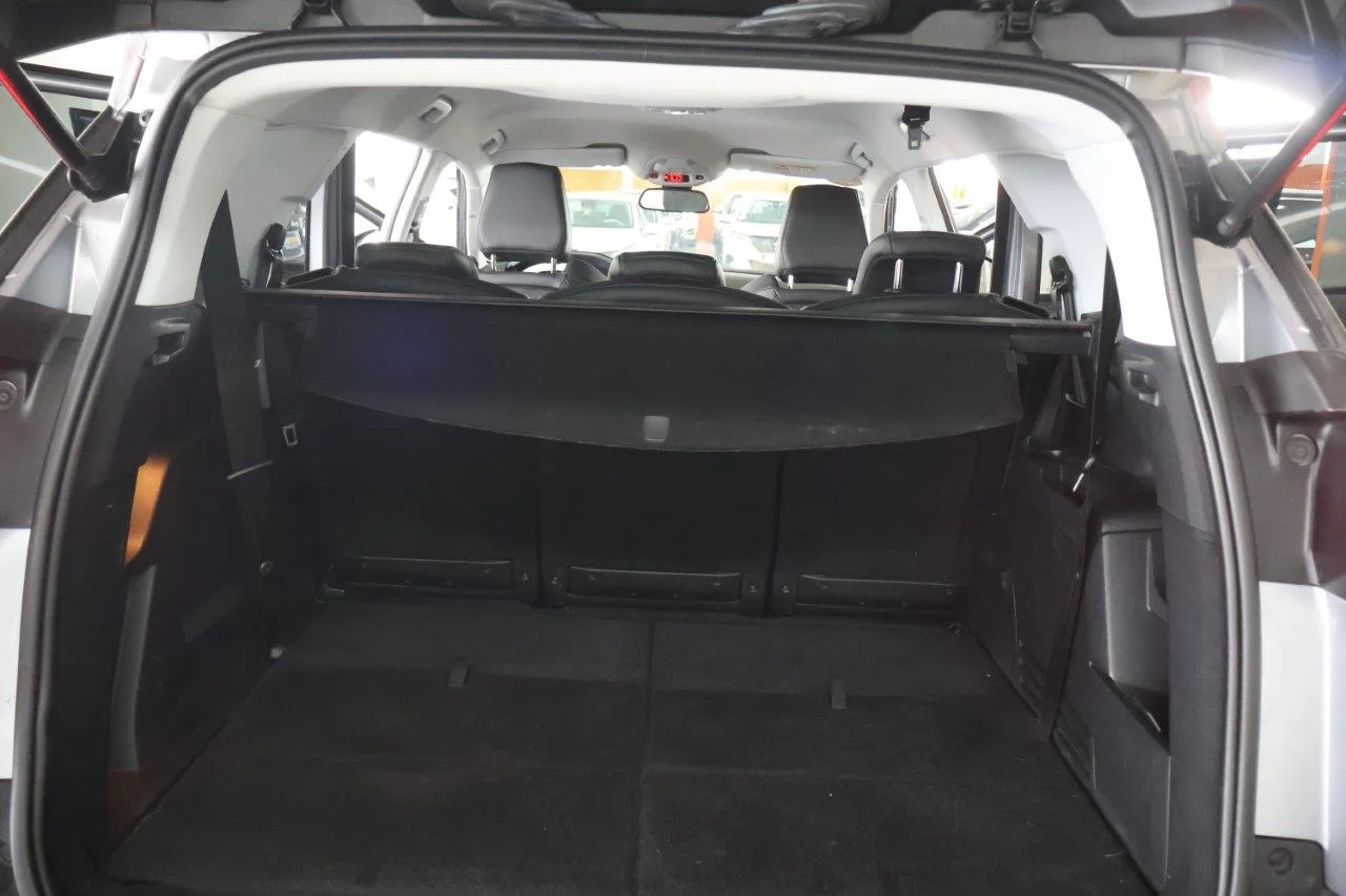 Peugeot 5008 - View model 36